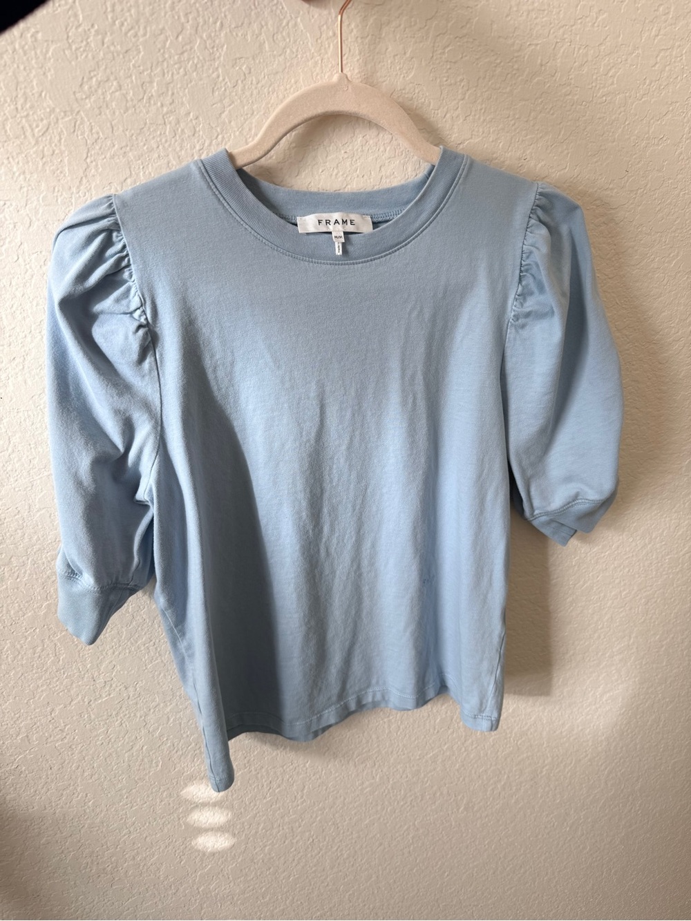 FRAME Frankie Light Blue Puff Sleeve Tee